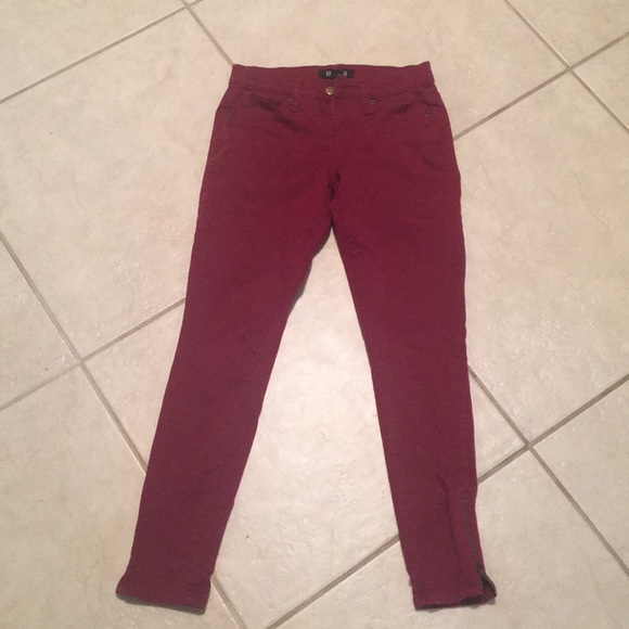 Red forever 21 skinny Jean - Picture 2 of 4
